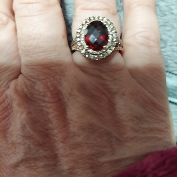 NWT Le Vian Garnet (4 ct. tw) & Diamond (7/8 ct.t.w.) Statement Ring in 14k RG - Picture 4 of 4